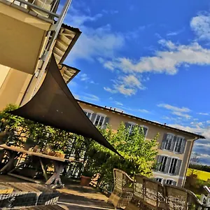 Hotell Ampervilla, Fahrenzhausen